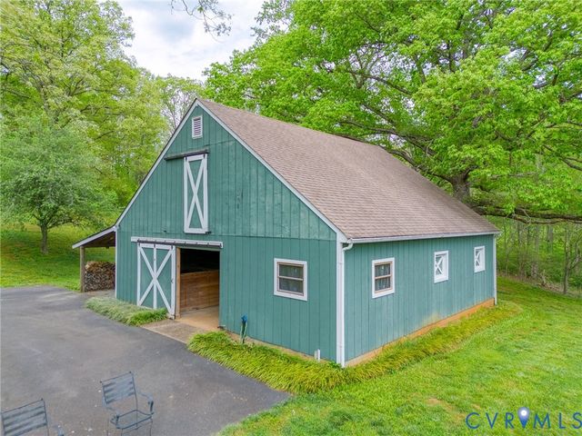 1281 Shallow Well Rd, Manakin Sabot, VA 23103