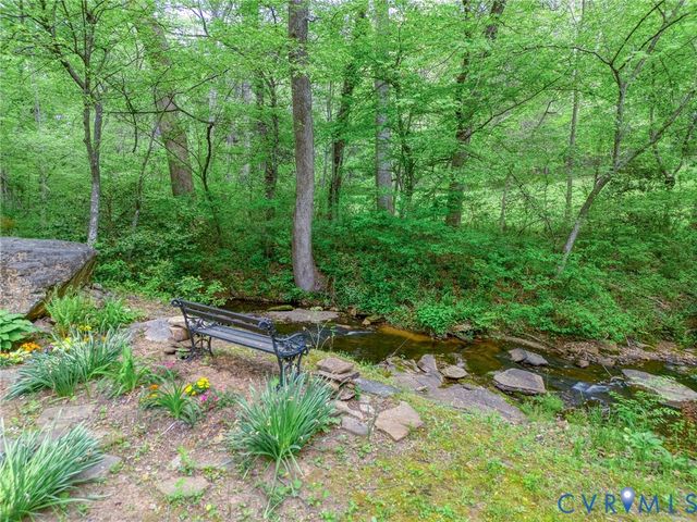 1281 Shallow Well Rd, Manakin Sabot, VA 23103