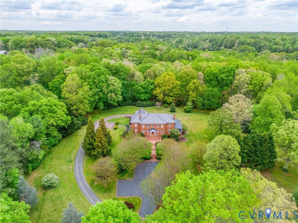 1281 Shallow Well Rd, Manakin Sabot, VA 23103