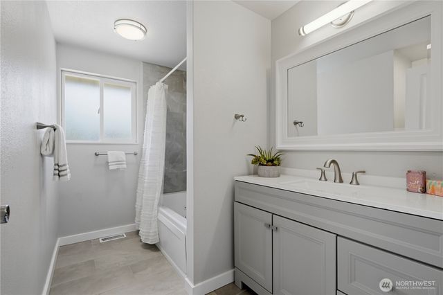 1832 Camas Avenue NE, Renton, WA 98056
