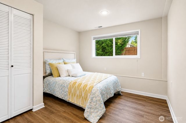 1832 Camas Avenue NE, Renton, WA 98056