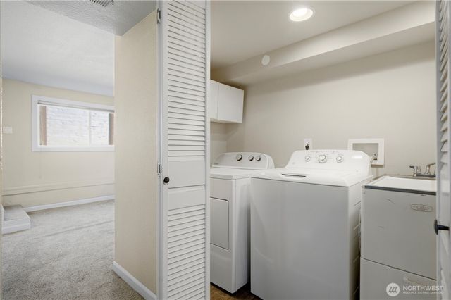 1832 Camas Avenue NE, Renton, WA 98056