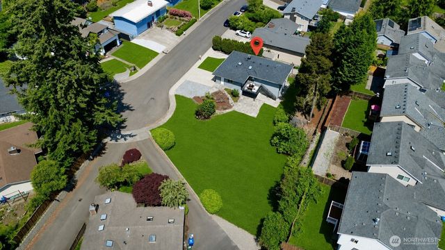 1832 Camas Avenue NE, Renton, WA 98056