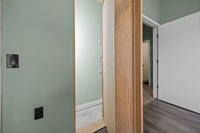2016 Simond Ave A, Austin, TX 78723