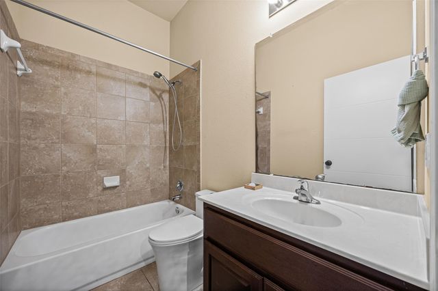 2016 Simond Ave A, Austin, TX 78723