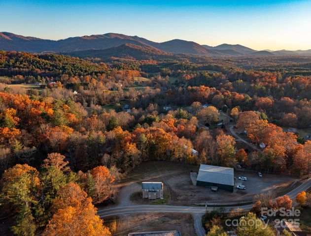 340 Dillingham Circle 1, Asheville, NC 28805