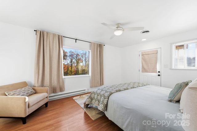 340 Dillingham Circle 1, Asheville, NC 28805