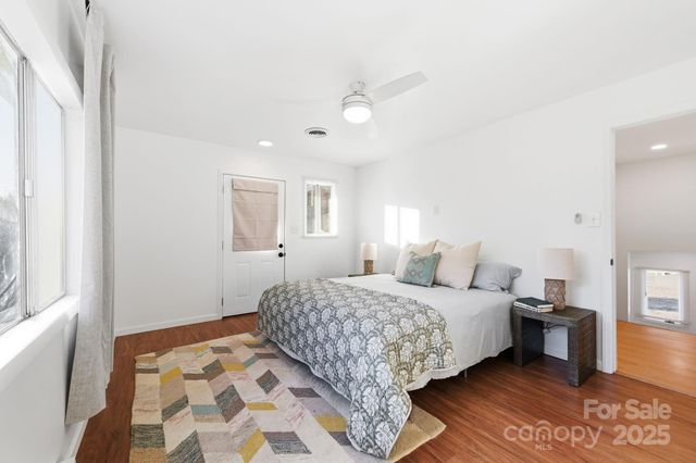 340 Dillingham Circle 1, Asheville, NC 28805