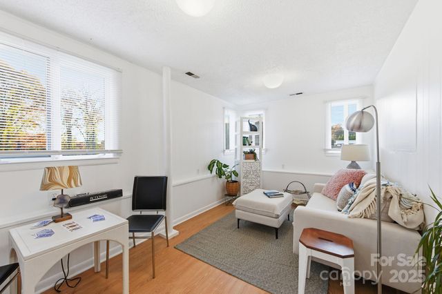 340 Dillingham Circle 1, Asheville, NC 28805