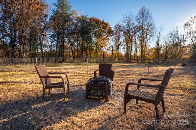 340 Dillingham Circle 1, Asheville, NC 28805