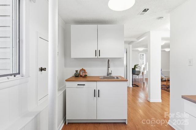 340 Dillingham Circle 1, Asheville, NC 28805