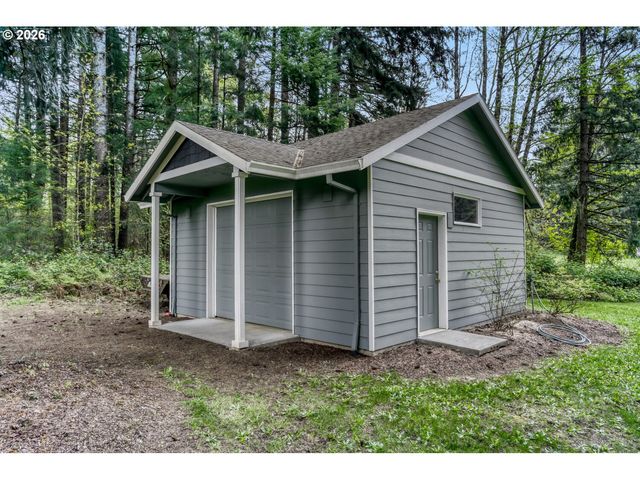 23320 Se BORNSTEDT Rd, Sandy, OR 97055