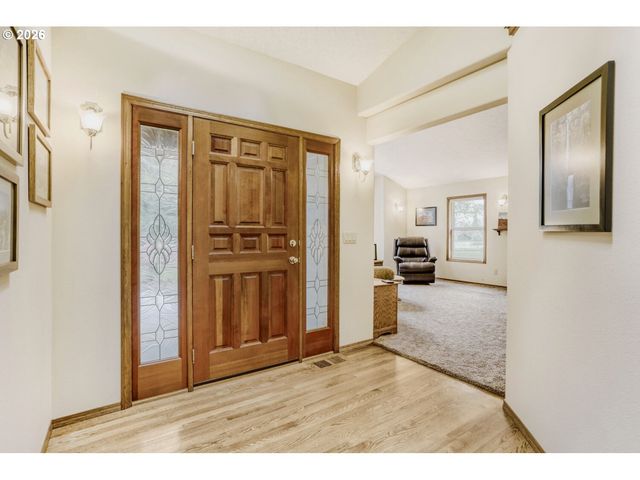23320 Se BORNSTEDT Rd, Sandy, OR 97055