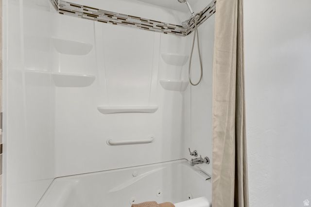 3858 OGDEN AVE, South Ogden, UT 84403