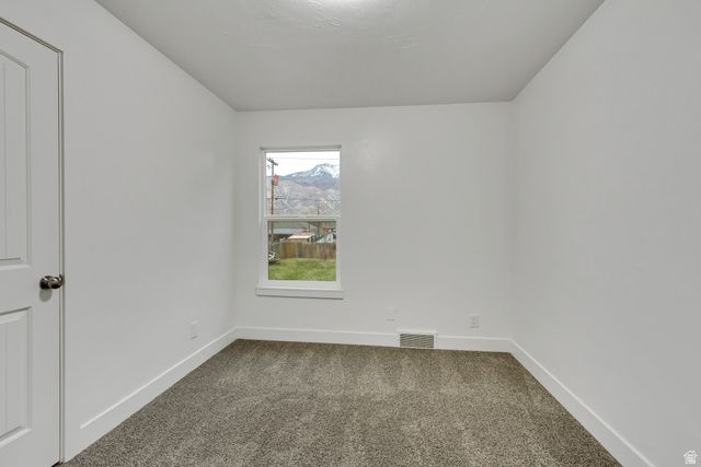 3858 OGDEN AVE, South Ogden, UT 84403