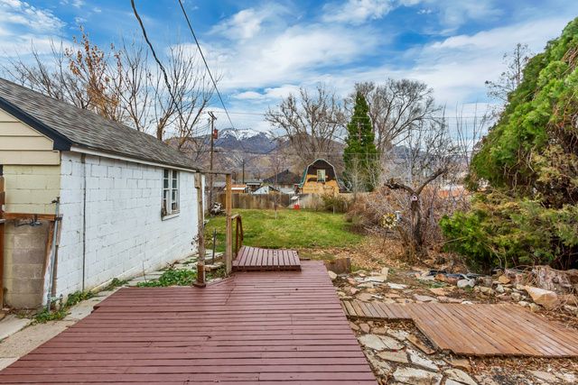 3858 OGDEN AVE, South Ogden, UT 84403