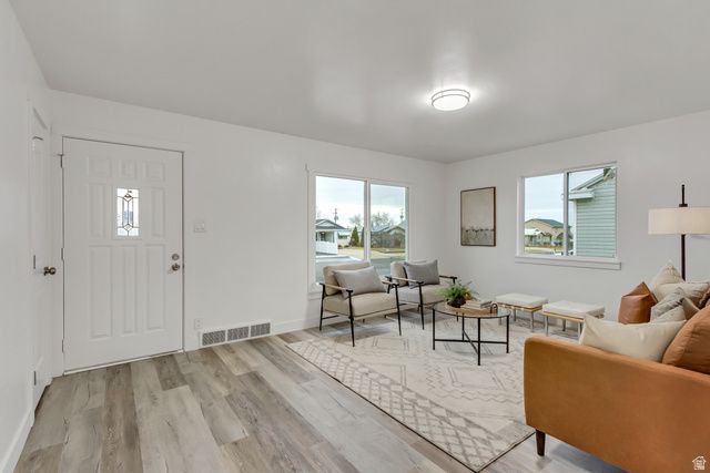 3858 OGDEN AVE, South Ogden, UT 84403