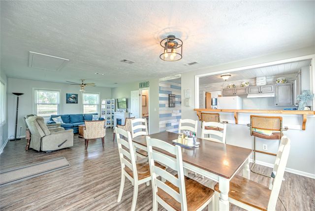 219 Lakeshore N, Onalaska, TX 77360