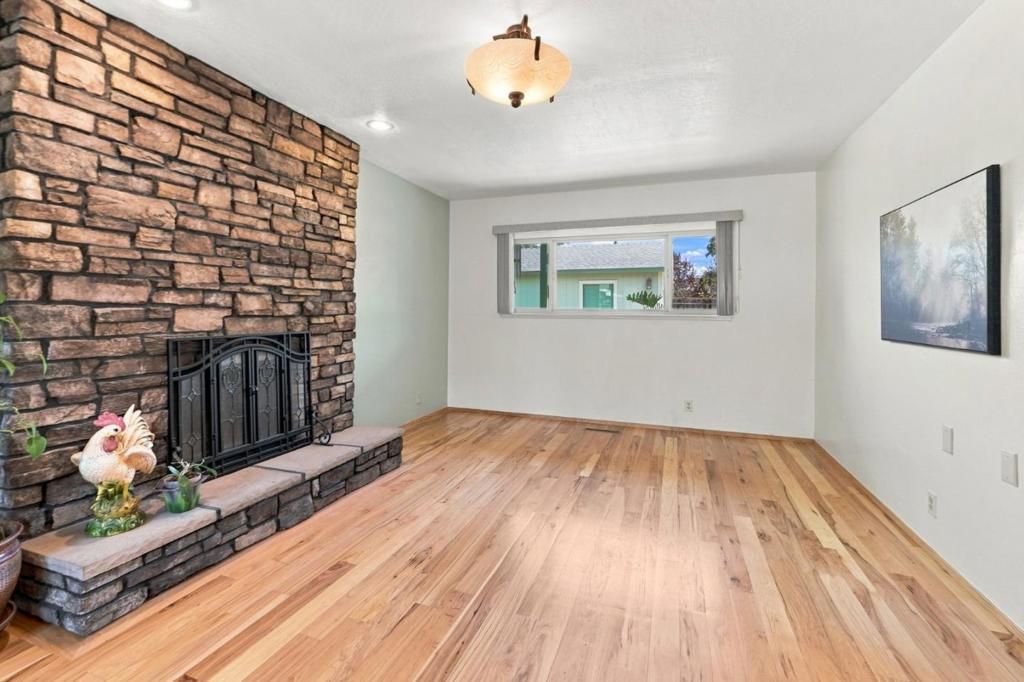 Image 13 of property listing at 17200 Oak Leaf Drive, Morgan Hill, CA 95037