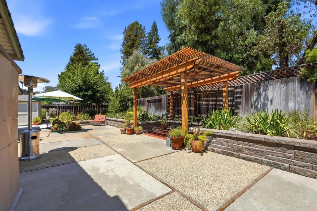Image 28 of property listing at 17200 Oak Leaf Drive, Morgan Hill, CA 95037