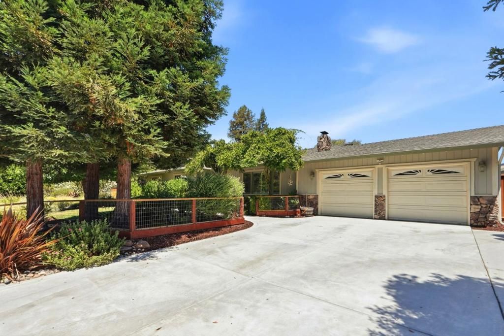 Image 4 of property listing at 17200 Oak Leaf Drive, Morgan Hill, CA 95037