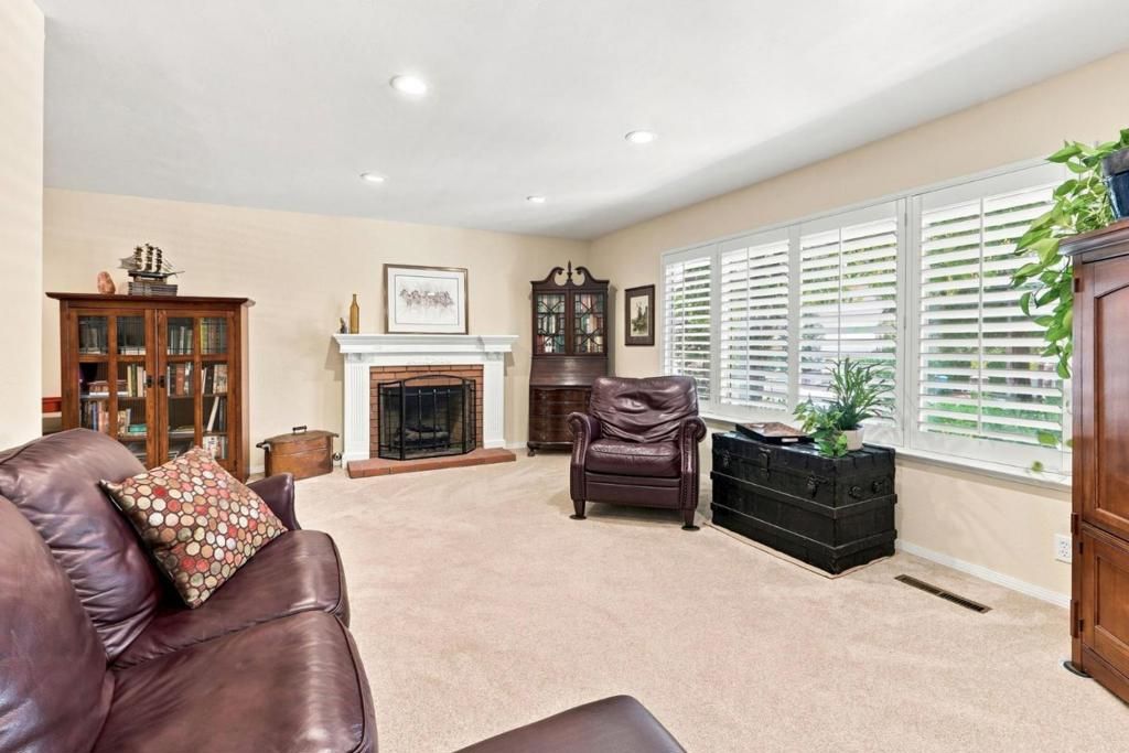 Image 9 of property listing at 17200 Oak Leaf Drive, Morgan Hill, CA 95037