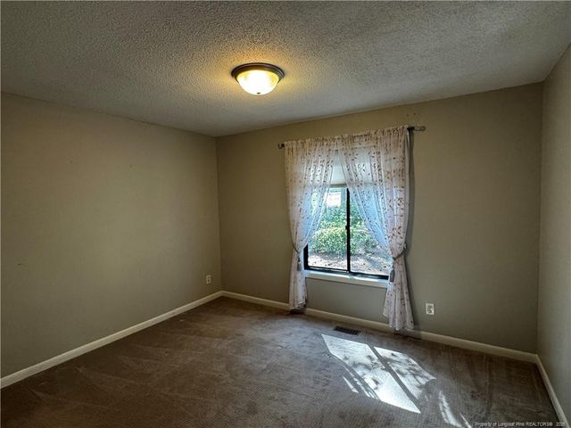 6739 Irongate Drive B, Fayetteville, NC 28306