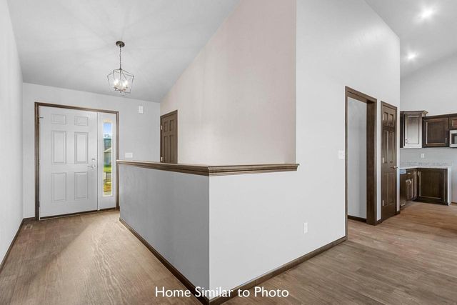 1760 BETTY JEAN LANE, Green Bay, WI 54313