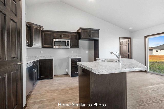 1760 BETTY JEAN LANE, Green Bay, WI 54313