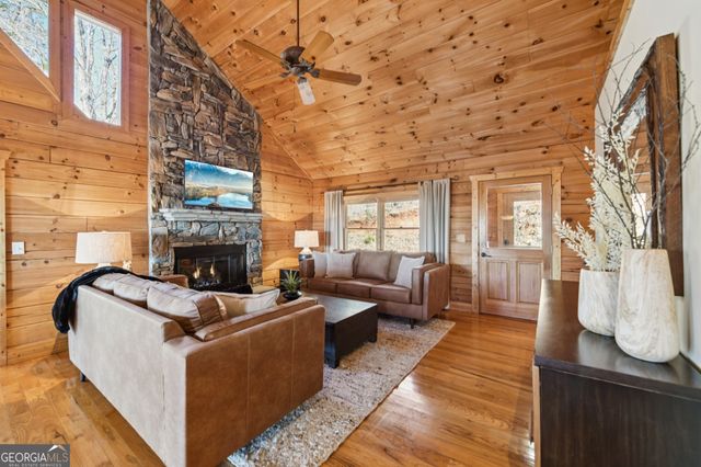 232 RANCH MOUNTAIN Drive, Dahlonega, GA 30533