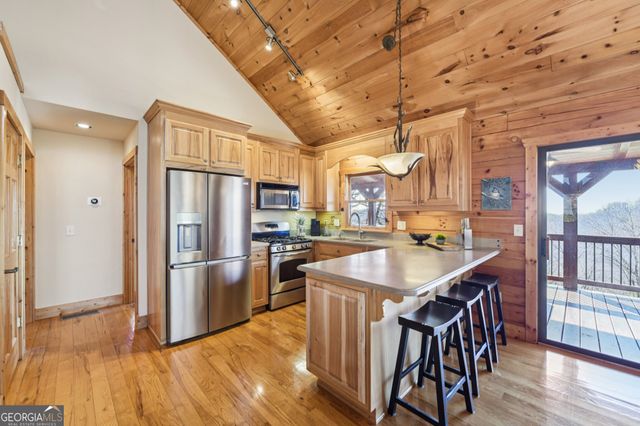 232 RANCH MOUNTAIN Drive, Dahlonega, GA 30533