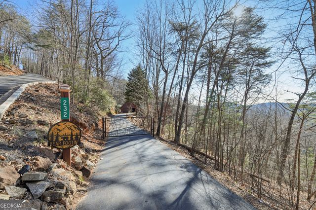 232 RANCH MOUNTAIN Drive, Dahlonega, GA 30533