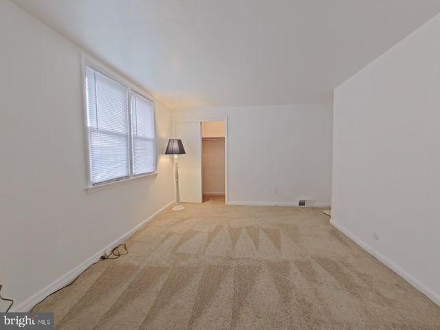 1335 ELSON RD, Brookhaven, PA 19015