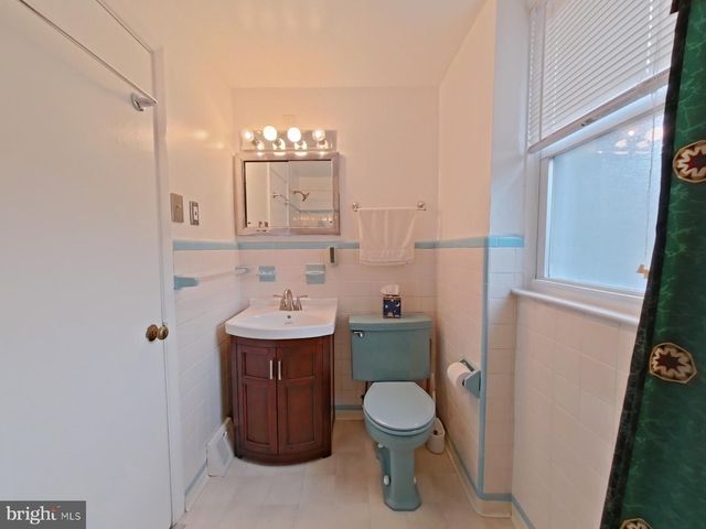 1335 ELSON RD, Brookhaven, PA 19015
