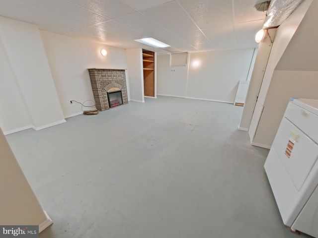 1335 ELSON RD, Brookhaven, PA 19015
