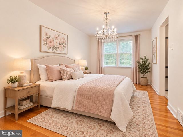1335 ELSON RD, Brookhaven, PA 19015