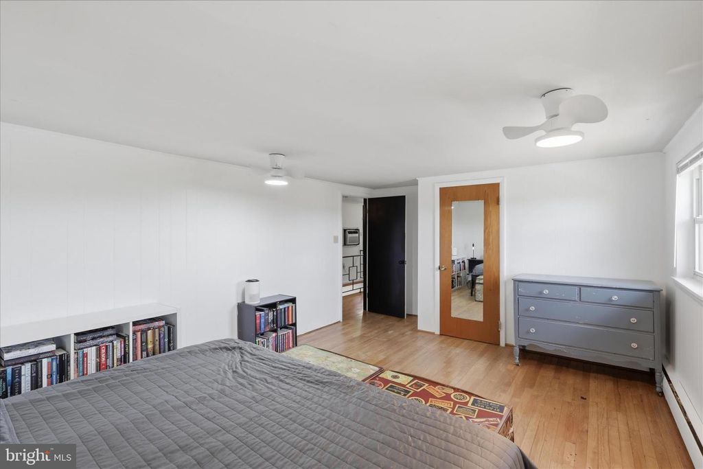 Image 20 of property listing at 603 W B ST, Brunswick, MD 21716