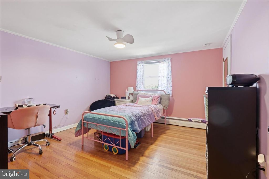 Image 23 of property listing at 603 W B ST, Brunswick, MD 21716
