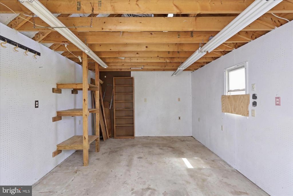 Image 27 of property listing at 603 W B ST, Brunswick, MD 21716