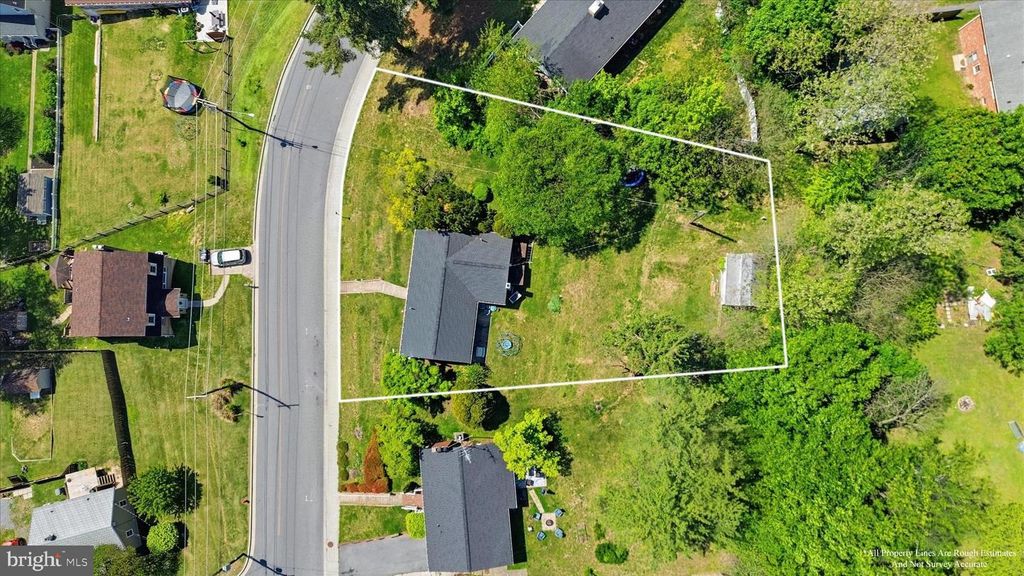 Image 28 of property listing at 603 W B ST, Brunswick, MD 21716