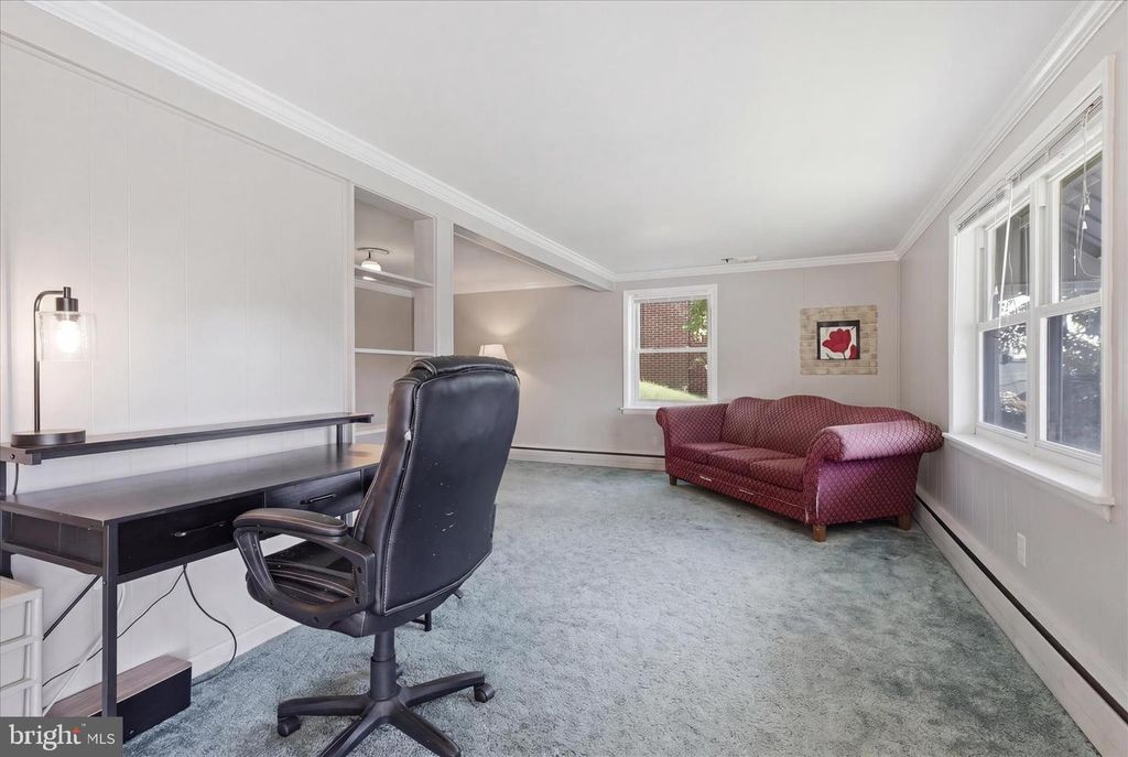 Image 9 of property listing at 603 W B ST, Brunswick, MD 21716
