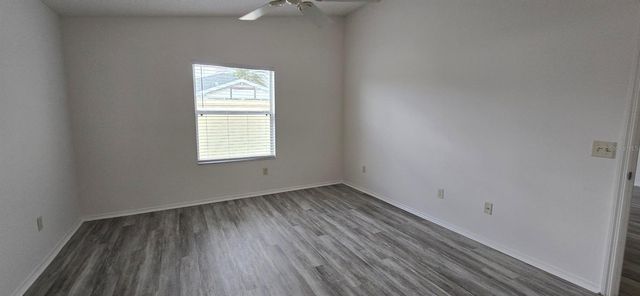 1009 RIDGEVILLE ROAD, The Villages, FL 32162