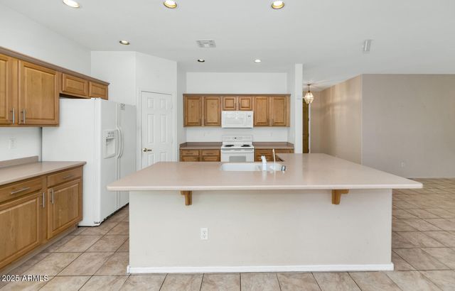 4860 S SPRINGS Drive, Chandler, AZ 85249