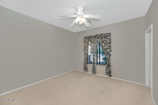 4860 S SPRINGS Drive, Chandler, AZ 85249