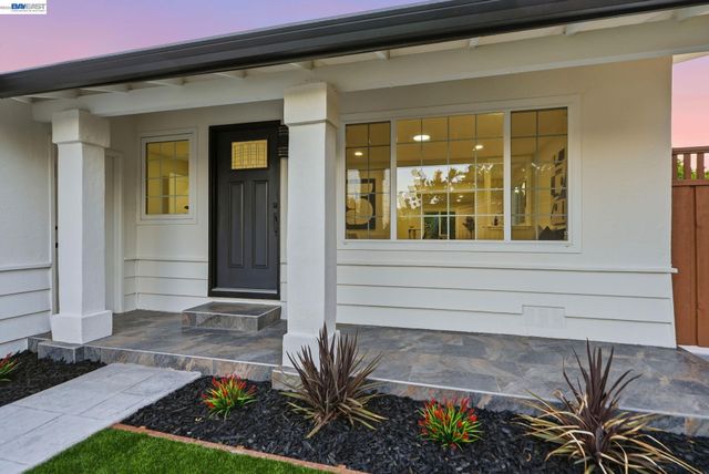 965 Collins Court, Hayward, CA 94544
