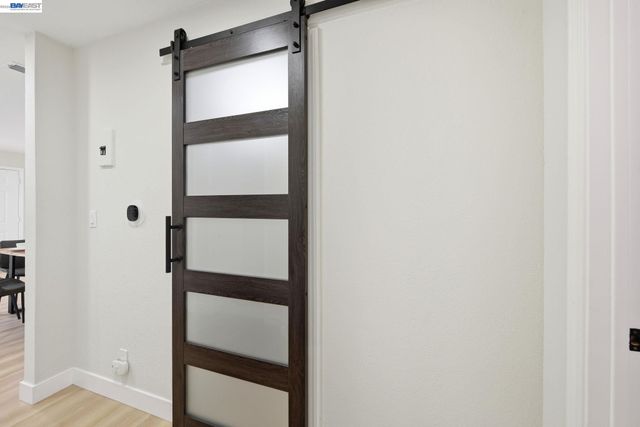 965 Collins Court, Hayward, CA 94544