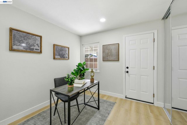 965 Collins Court, Hayward, CA 94544