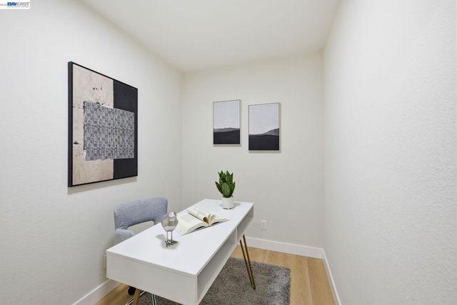 965 Collins Court, Hayward, CA 94544