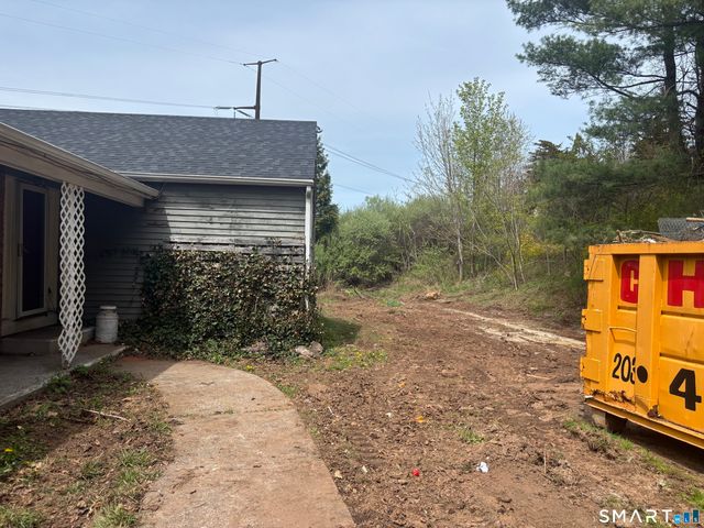 63 High Hill Road, Wallingford, CT 06492