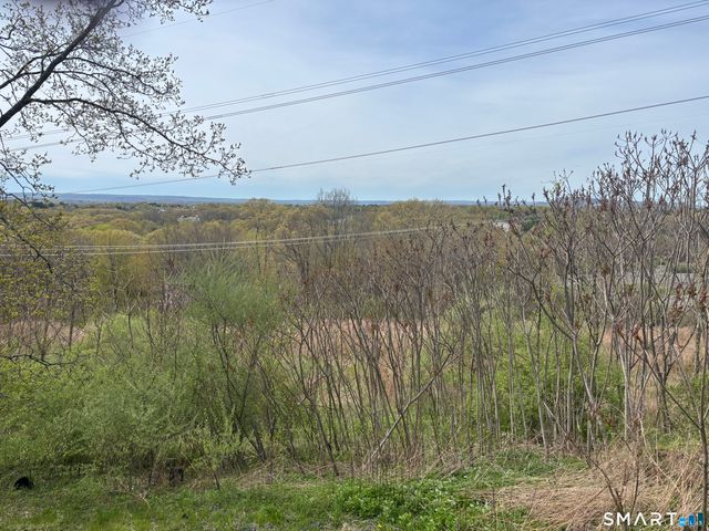 63 High Hill Road, Wallingford, CT 06492